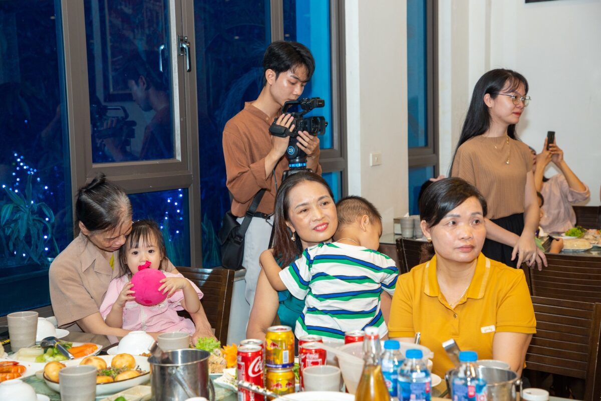 truyen-thong-bav-ninh-binh-han-hanh-to-chuc-chuong-trinh-gap-go-tri-an-phu-huynh