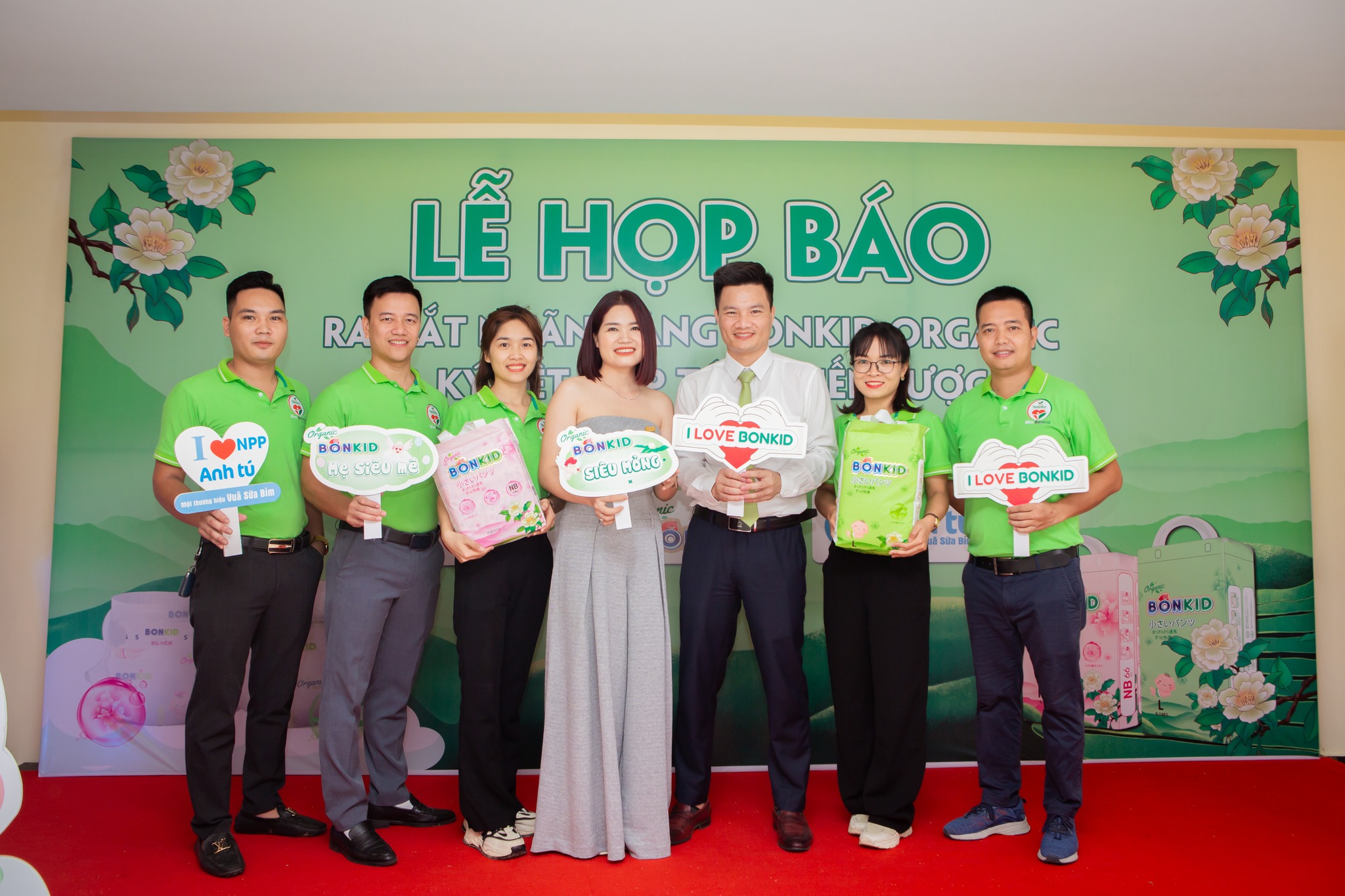 su-kien-ra-mat-san-pham-bonkid-va-ky-ket-hop-tac-npp-anh-tu