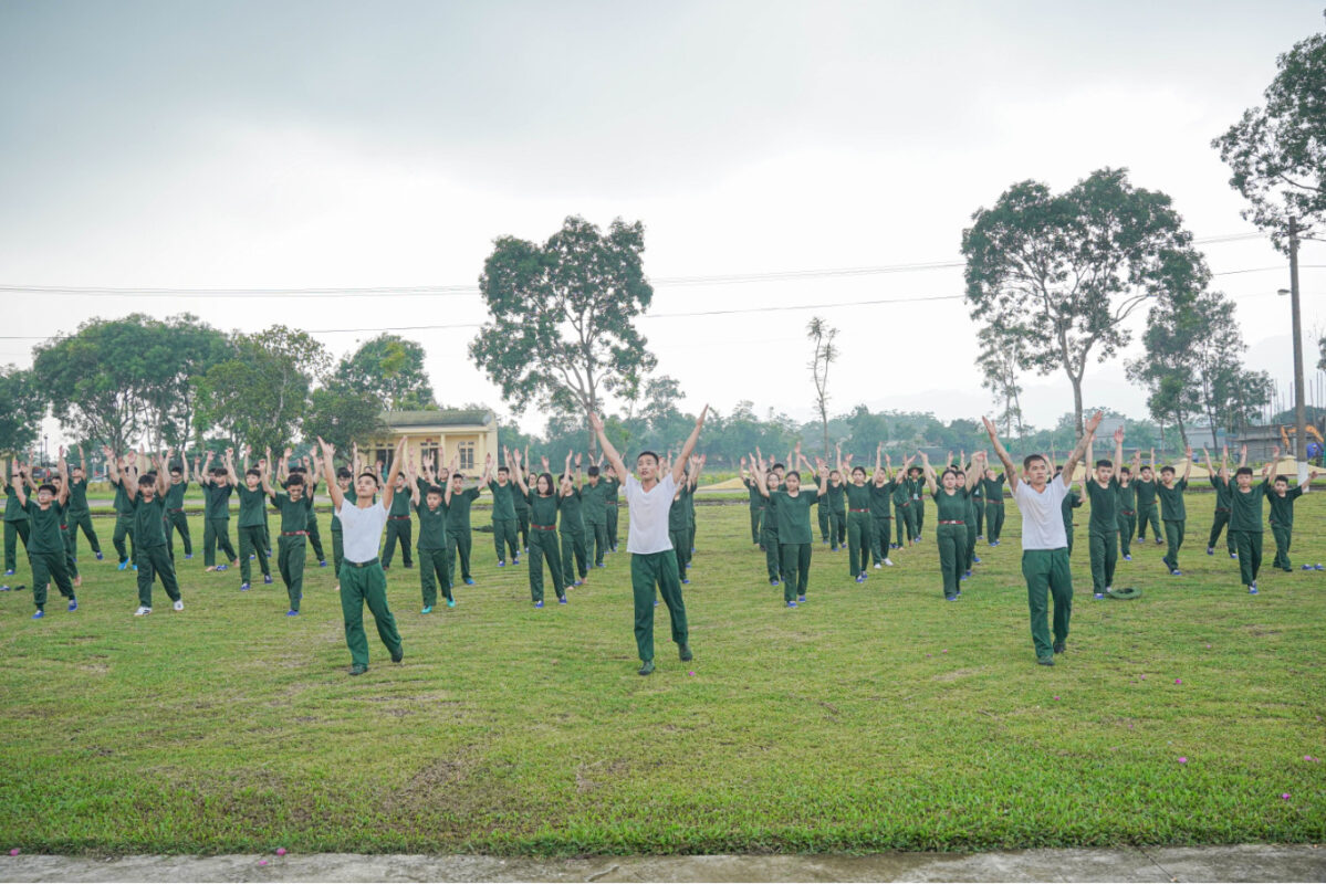 bav-dong-hanh-cung-chuong-trinh-hoc-ky-quan-doi-cua-tinh-doan