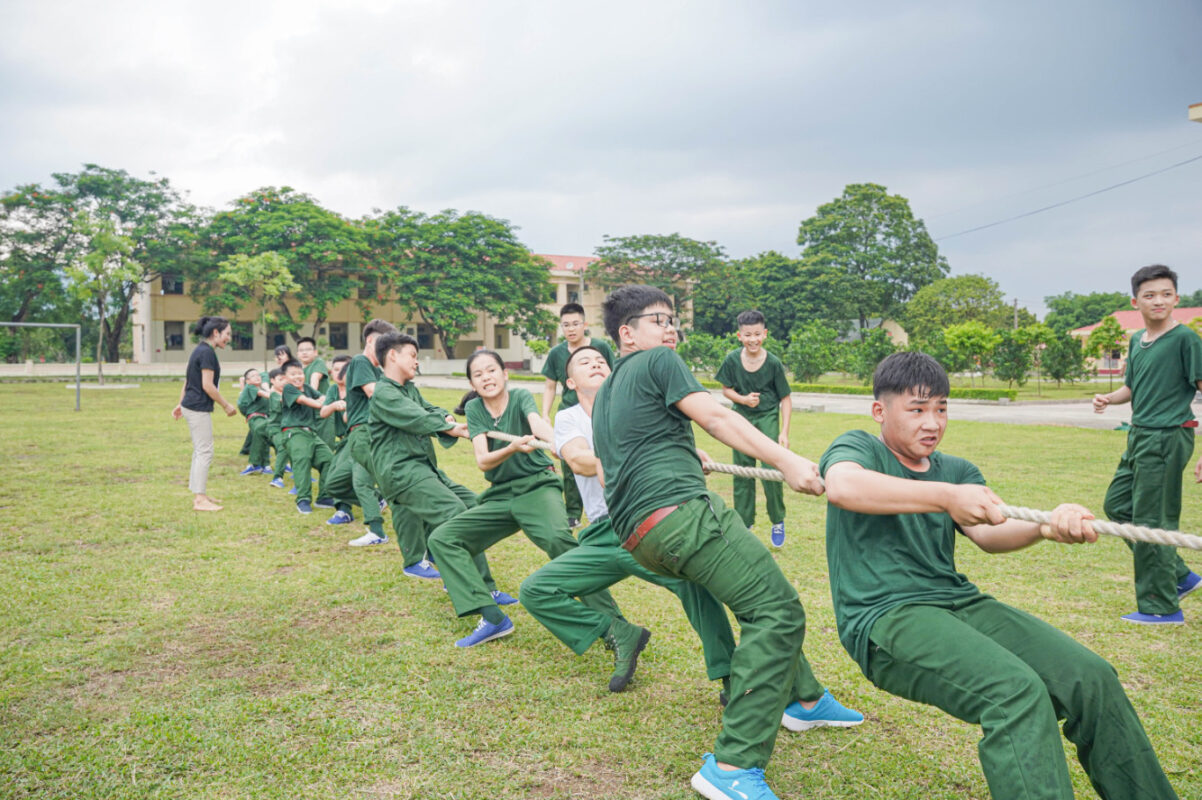 bav-dong-hanh-cung-chuong-trinh-hoc-ky-quan-doi-cua-tinh-doan