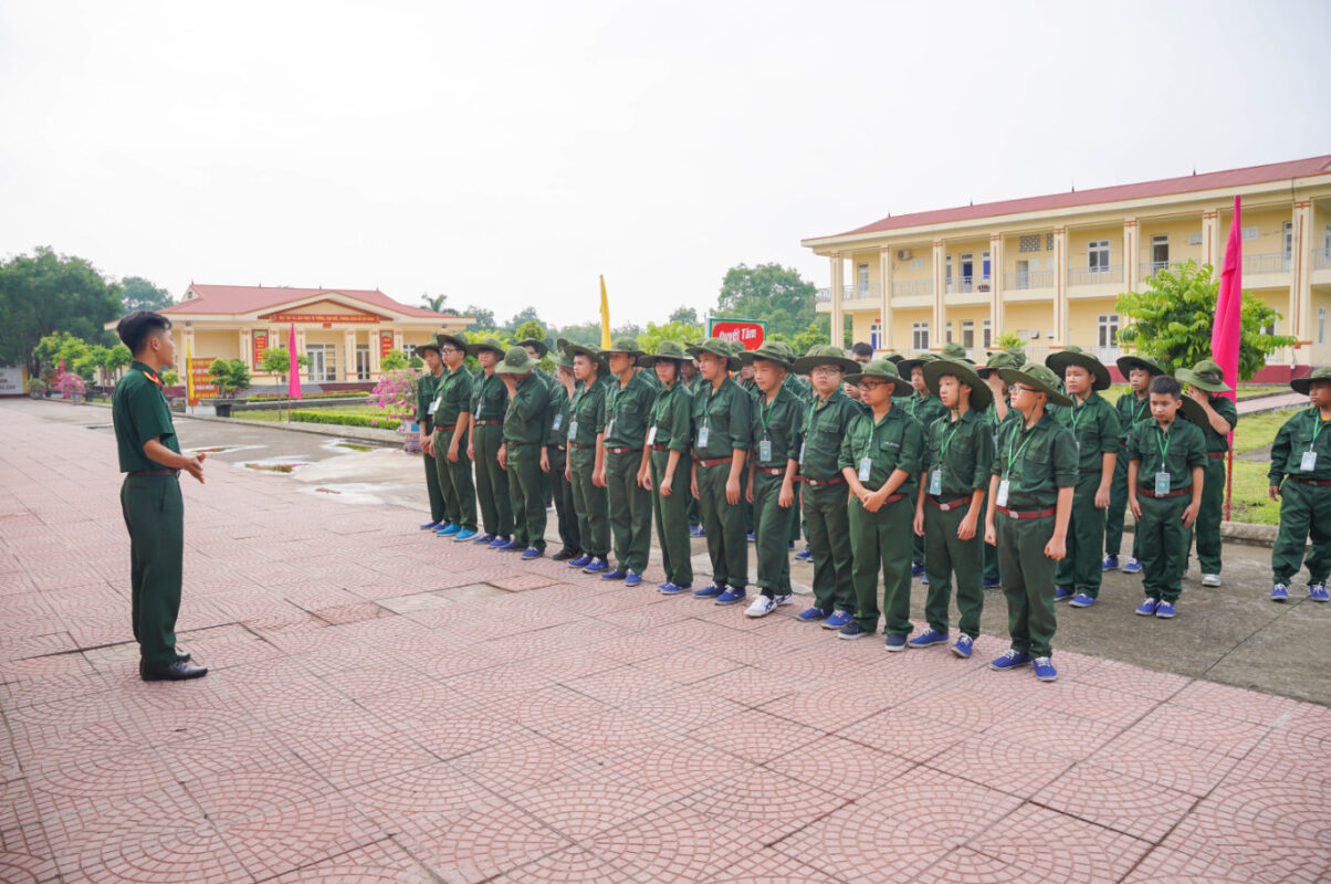 bav-dong-hanh-cung-chuong-trinh-hoc-ky-quan-doi-cua-tinh-doan