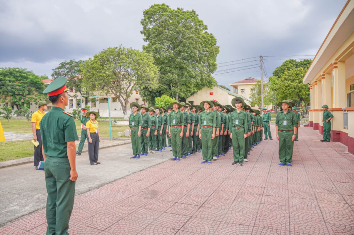 bav-dong-hanh-cung-chuong-trinh-hoc-ky-quan-doi-cua-tinh-doan