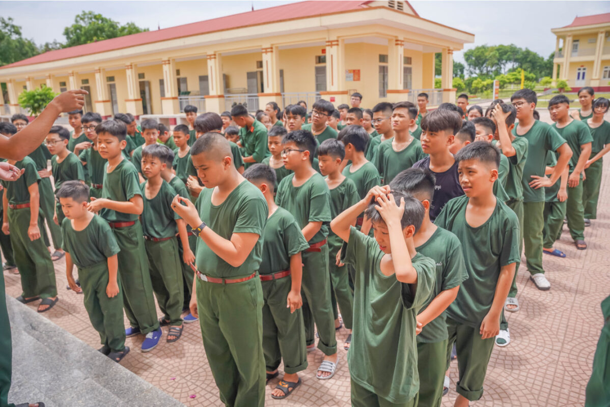 bav-dong-hanh-cung-chuong-trinh-hoc-ky-quan-doi-cua-tinh-doan